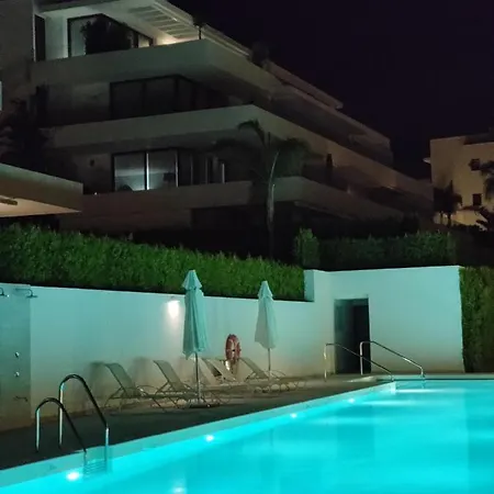 Marbella Golf & Sea - Heated Pool 28 Degrees 365 Days *